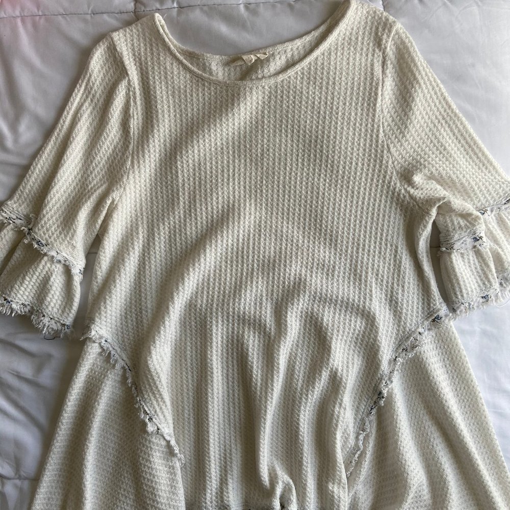 Easel Boutique White Blouse